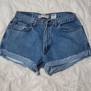 Levis 505 Cut off shorts